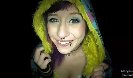 Maskirani porno mom teach frajer krade gaćice iz sobe s mrvicama