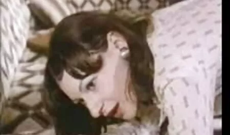 Lena se zajebava s momkom i ljuti se na pornofilm mom njega