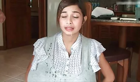 Brineta vozi kurac video porno mom koji istječe sokove