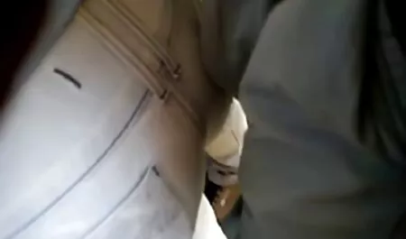 Tip mom end soon porno je u potpunosti zadovoljio djevojku