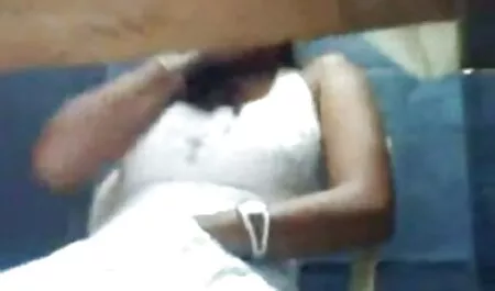 Plavokosa igračica jebe se sa svim herojima na igrama mom son porno film