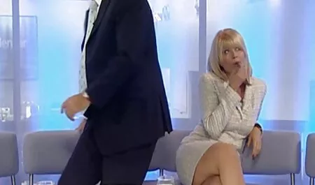 Plavuša u gaćicama sjebana je na mama sex arab podu