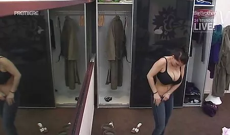 Dva pilića gutaju kurac ustima video porno mom