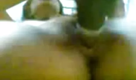 Prekrasna mom porno films djevojka jebeno se seksira