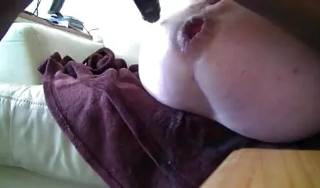 Prilična brineta film mom porno i dvoje mladih Nijemaca