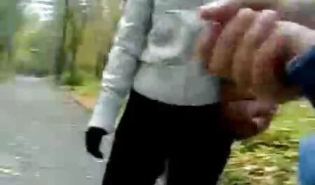 Tip jebe zrelu pilić mom porno movie pod tušem