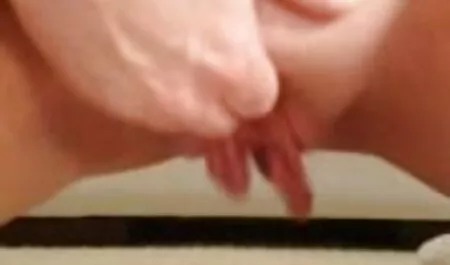 Momci glupo jebe kuju, porno force mom nekakvu bezdušnost, a ne gram strasti