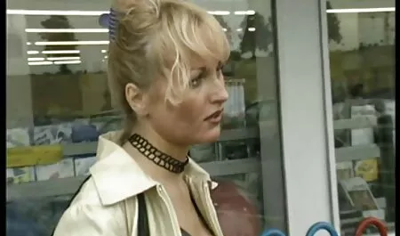 Brineta porno mom son film u seksi donjem rublju jebe čovjekova usta