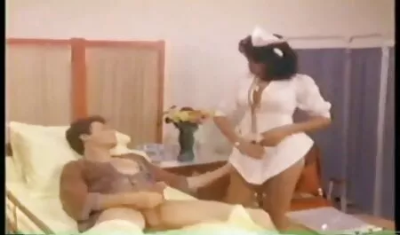 Dogodio mom film porn se prekrasan lezbijski prvi seks, kada su dvije ruske djevojke dosadile kući, a jedna je odjednom počela maltretirati djevojku