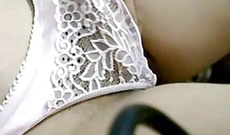 Prsata milf prsti sama u porno mom full movie kupaonici