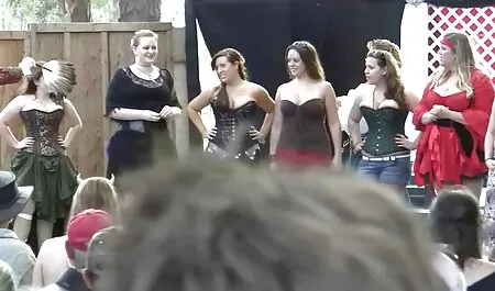 Boka ove video porno mom son kuje je upravo luda