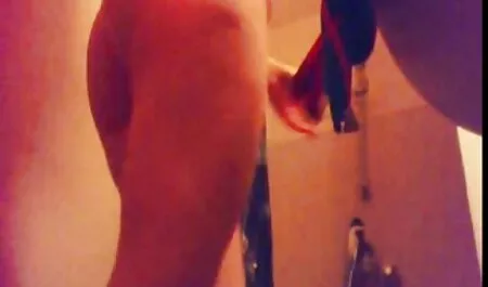 Debeli crnac pijetao jedva ulazi u porno hotel mom usta droljasta kuja
