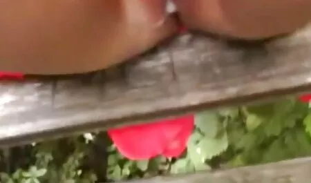 Obrijana pička dobiva mom porno movie jebu i sisa kurac