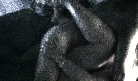 Charlie Chase cums mom and son porno film i čeka kurac