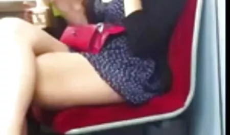 Mladi mama sex arab momak vrti na svom jakom kurac tijesno meso mlade djevojke