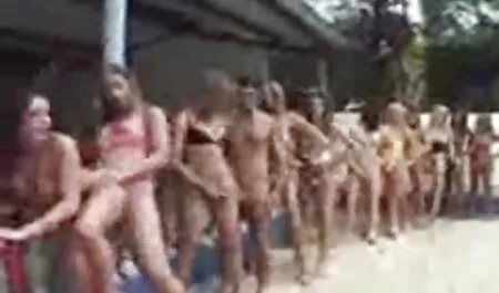 Crnka free son porno radi puhanje u uličici