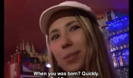 Mladog ruskog sekretara jebe odbačeni šef ureda porno mom classic