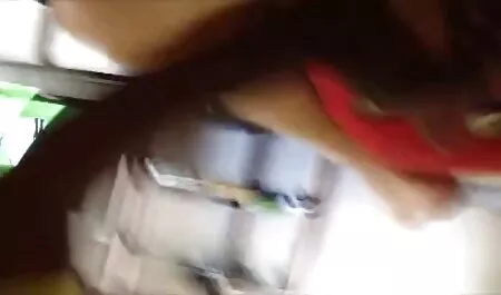 Zrela film porno mom son svekrva čini konilingus svojoj snahi