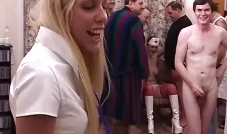 Izbor mladih porno mom end son strastvenih seksa