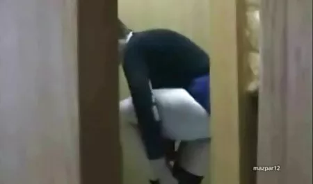 Ovu kuju jebeno porno tube son je jebao seks stroj