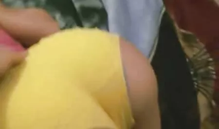 Momci porno mom end son popravljaju i nazdravljaju jedni drugima